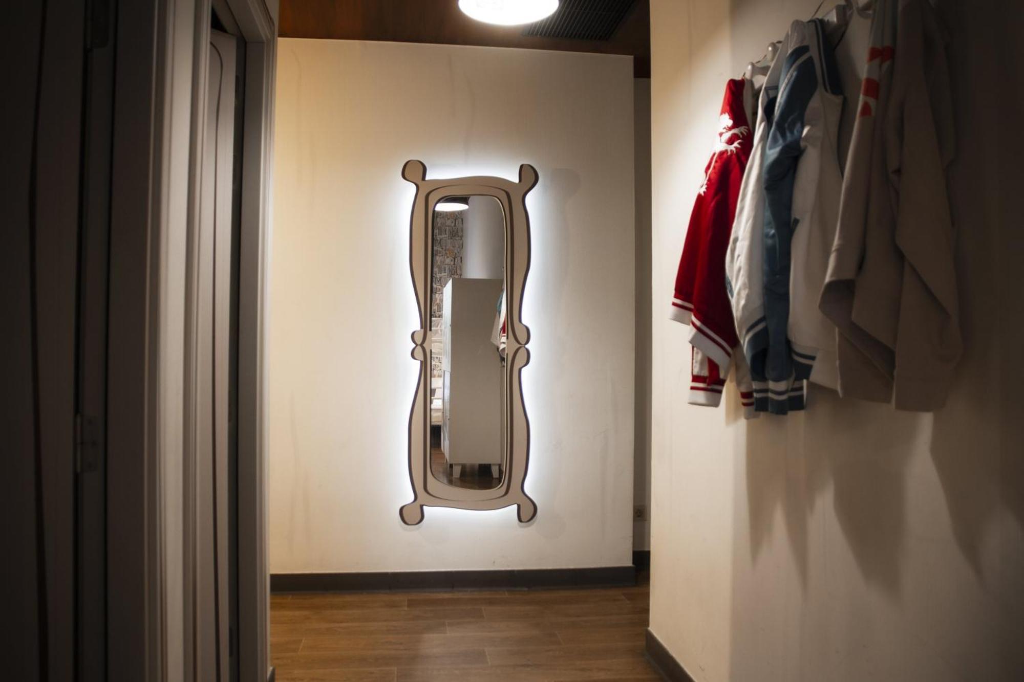 Posto Letto in Dormitorio Misto con 6 Letti e Bagno Privato